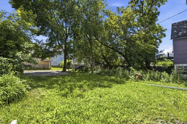 2954 N 19TH STREET, Milwaukee, WI 53206