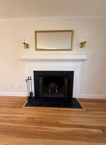 10 Snake Brook Rd, Wayland, MA 01778