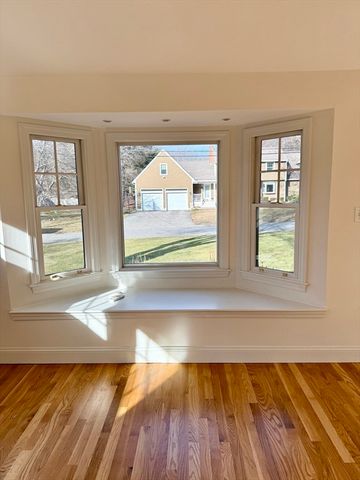 10 Snake Brook Rd, Wayland, MA 01778