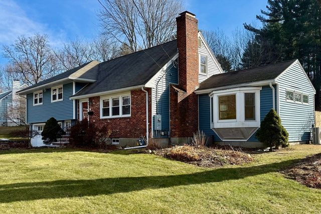 10 Snake Brook Rd, Wayland, MA 01778