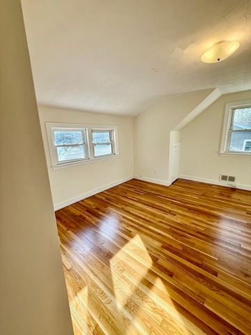 10 Snake Brook Rd, Wayland, MA 01778