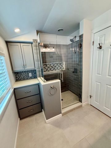 10 Snake Brook Rd, Wayland, MA 01778