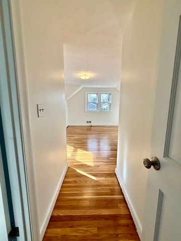 10 Snake Brook Rd, Wayland, MA 01778