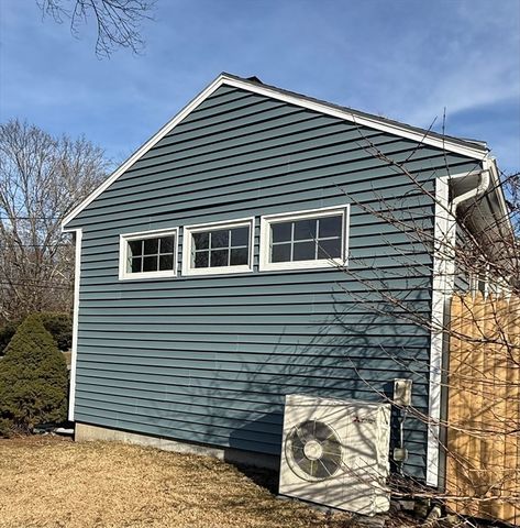 10 Snake Brook Rd, Wayland, MA 01778