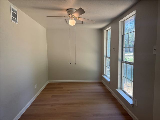 1005 Dodson Street, Gainesville, TX 76240