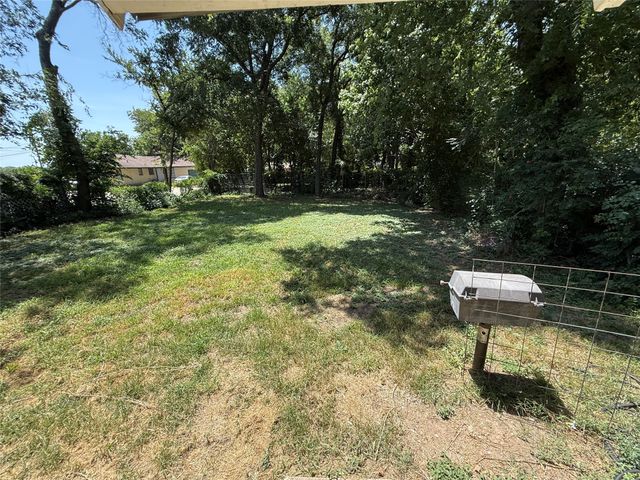 1005 Dodson Street, Gainesville, TX 76240