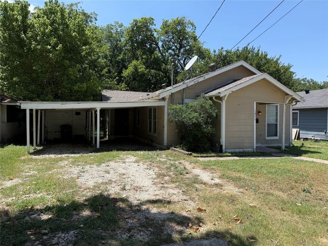 1005 Dodson Street, Gainesville, TX 76240