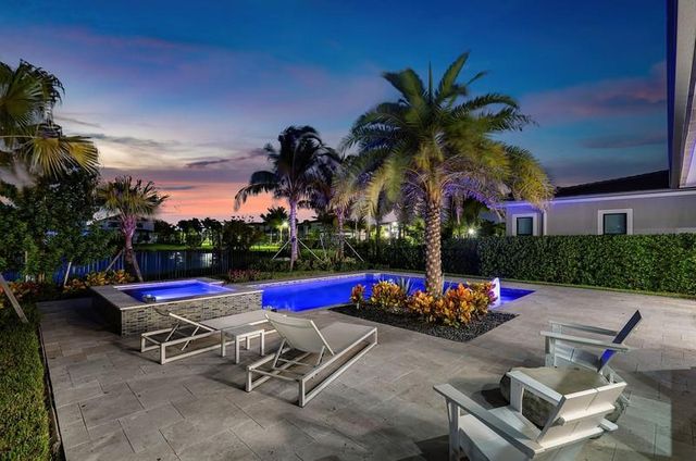 12676 Solana Bay Cir, Palm Beach Gardens, FL 33412