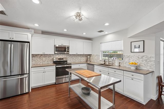 1201 JAMAICA ROAD, Venice, FL 34293