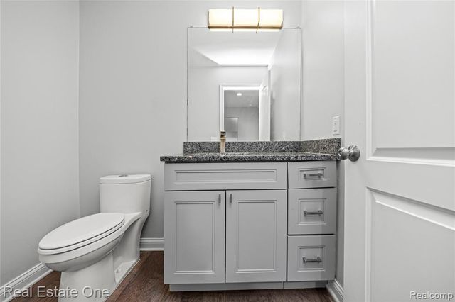 5345 Wright Way, West Bloomfield, MI 48322