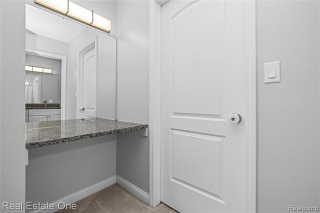 5345 Wright Way, West Bloomfield, MI 48322