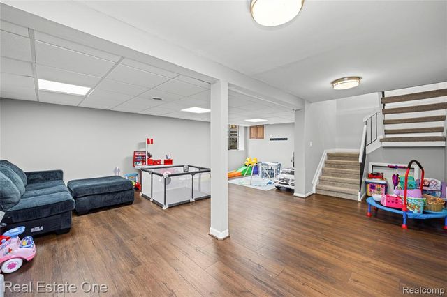 5345 Wright Way, West Bloomfield, MI 48322