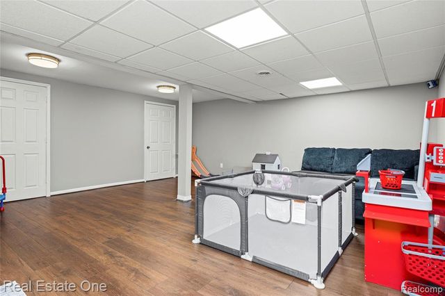 5345 Wright Way, West Bloomfield, MI 48322