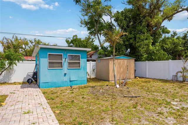 370 E FRAY STREET, Englewood, FL 34223