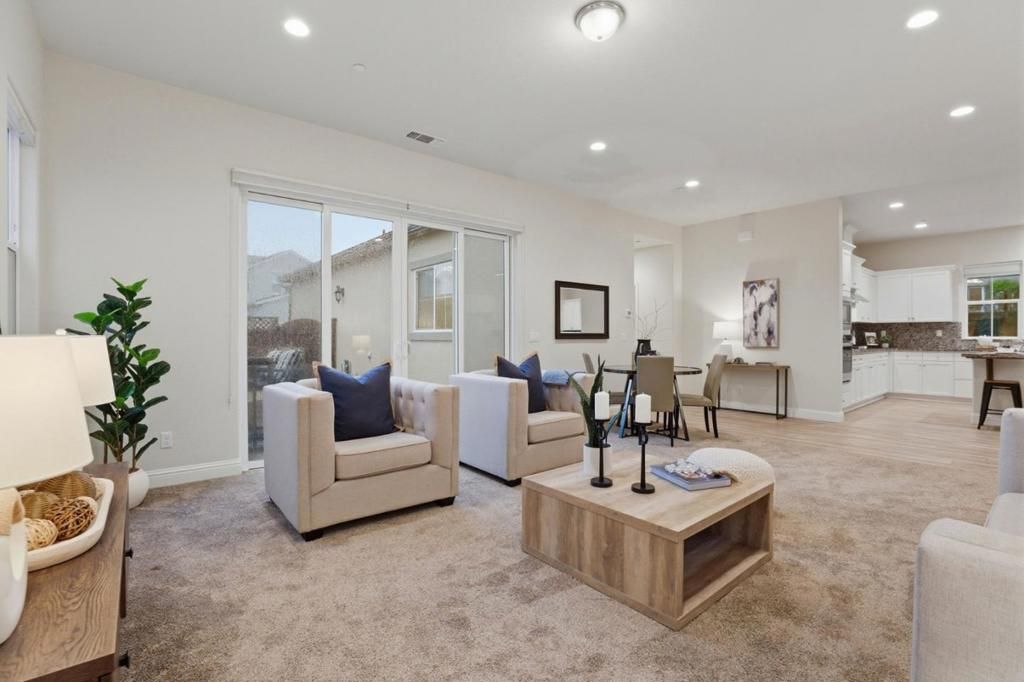 Image 15 of property listing at 3015 Pinos Way, Marina, CA 93933