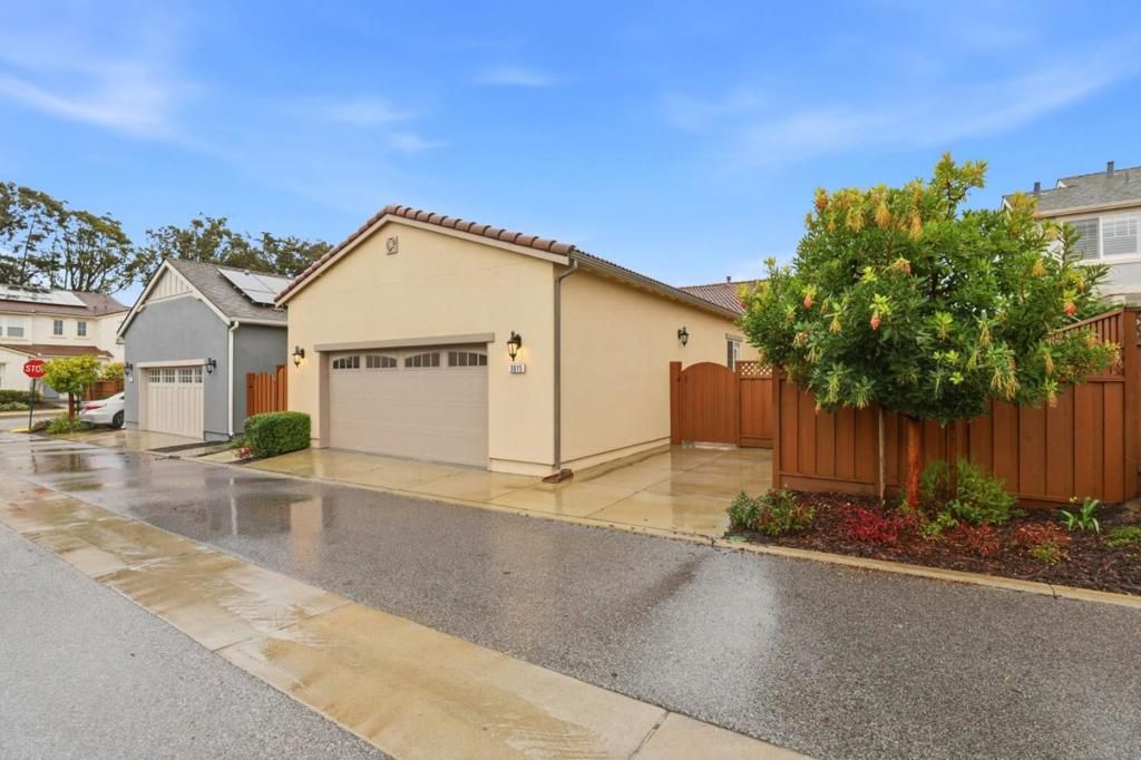 Image 36 of property listing at 3015 Pinos Way, Marina, CA 93933