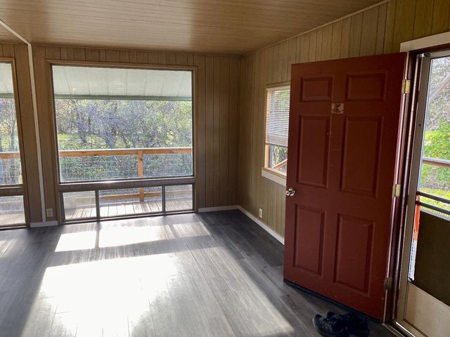 10720 Rough and ready Rd, Rough And Ready, CA 95975