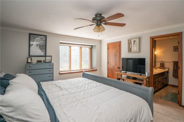 5036 Parkhaven Avenue NE, Canton, OH 44705