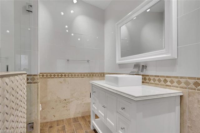 5013 SW 16th PL, Cape Coral, FL 33914