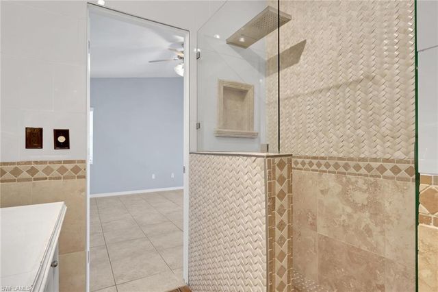 5013 SW 16th PL, Cape Coral, FL 33914