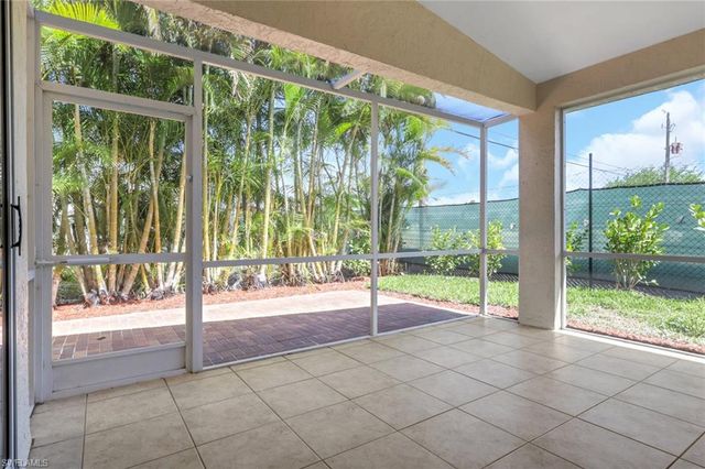 5013 SW 16th PL, Cape Coral, FL 33914