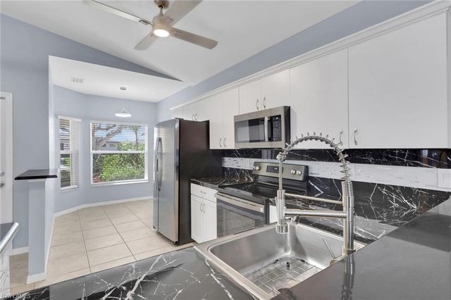 5013 SW 16th PL, Cape Coral, FL 33914