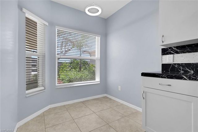 5013 SW 16th PL, Cape Coral, FL 33914