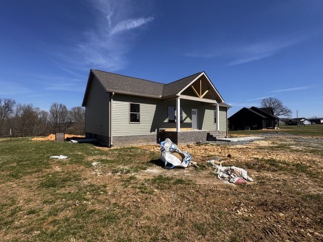 346 Hawkins Rd, Westmoreland, TN 37186