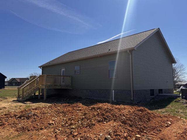 346 Hawkins Rd, Westmoreland, TN 37186