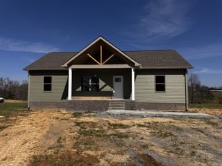 346 Hawkins Rd, Westmoreland, TN 37186