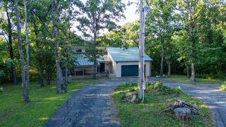 1352 East 400 Road, Bolivar, MO 65613