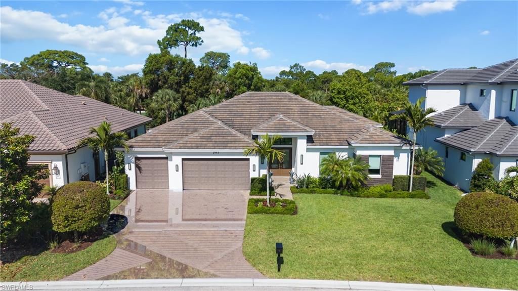 2943 Coco Lakes DR, NAPLES, FL 34105 — exterior