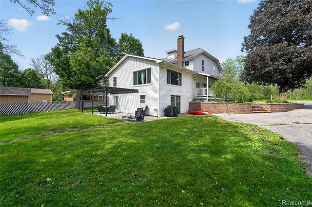6235 Flushing Road, Mt. Morris Township, MI 48433