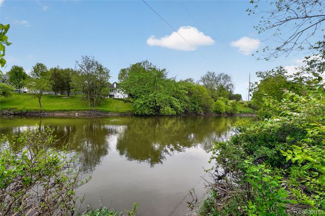 6235 Flushing Road, Mt. Morris Township, MI 48433
