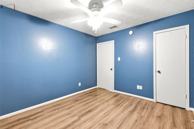 6009 Leafwood Circle, League City, TX 77573