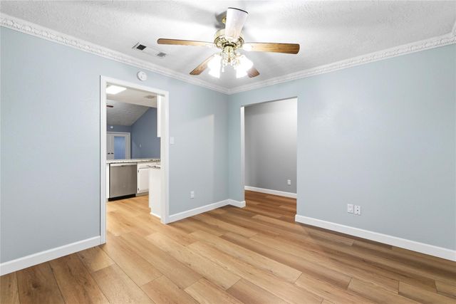6009 Leafwood Circle, League City, TX 77573