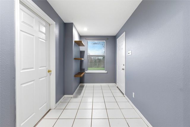 6009 Leafwood Circle, League City, TX 77573