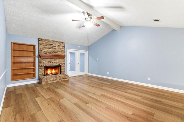 6009 Leafwood Circle, League City, TX 77573