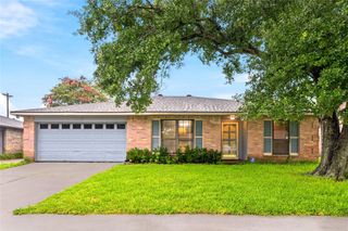6009 Leafwood Circle, League City, TX 77573