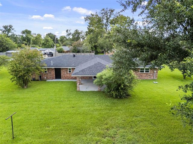 416 Morningstar Drive, Lake Charles, LA 70615