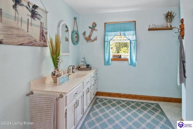 3297 E Gap Hill Road, Cub Run, KY 42729