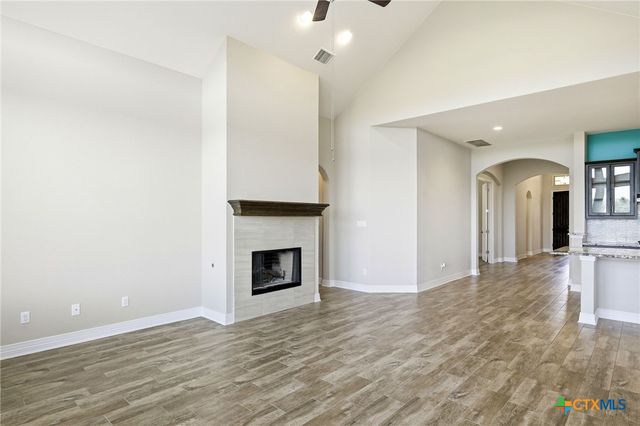 1216 Winding Way Drive, Georgetown, TX 78628