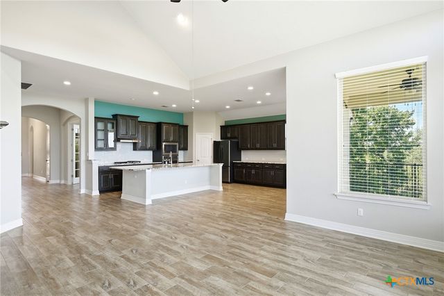 1216 Winding Way Drive, Georgetown, TX 78628