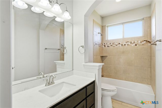 1216 Winding Way Drive, Georgetown, TX 78628