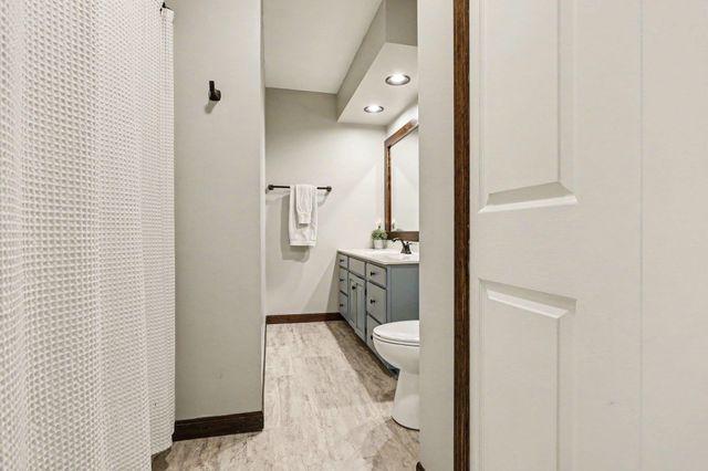 50625 Mohawk Drive, Granger, IN 46530