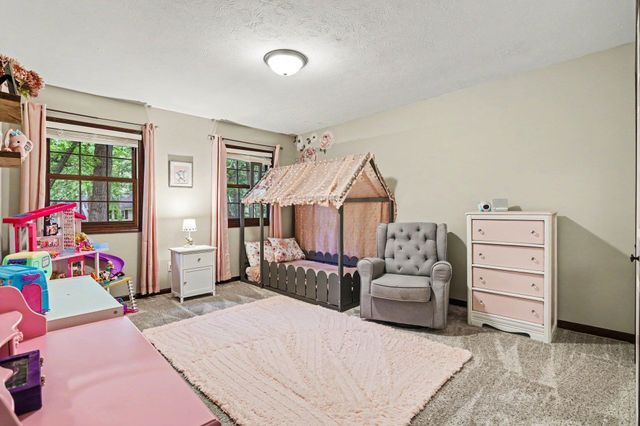 50625 Mohawk Drive, Granger, IN 46530