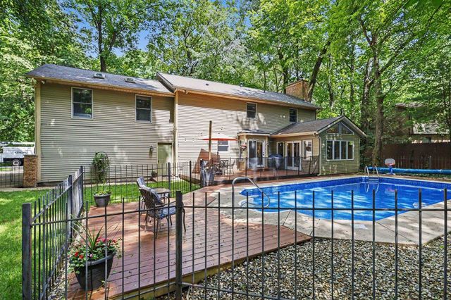 50625 Mohawk Drive, Granger, IN 46530