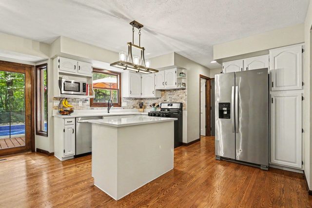 50625 Mohawk Drive, Granger, IN 46530