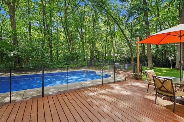 50625 Mohawk Drive, Granger, IN 46530