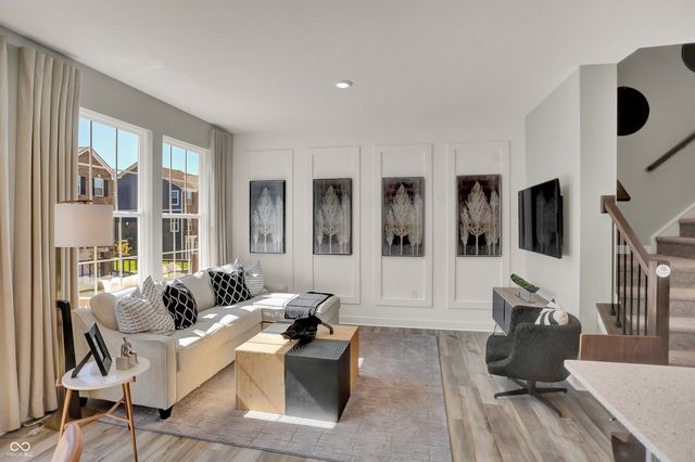 6630 Halsey Street, Zionsville, IN 46077